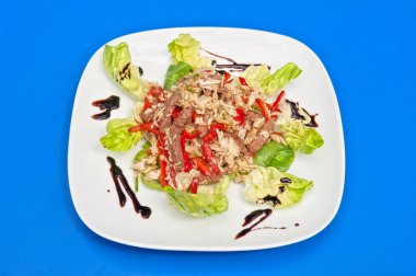 kızarmış biftek salata