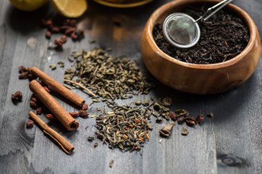 çilek çay