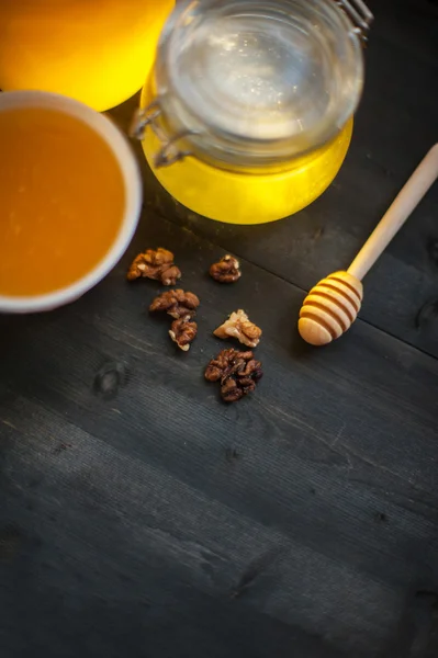 Honey with walnut — Stock Photo, Image