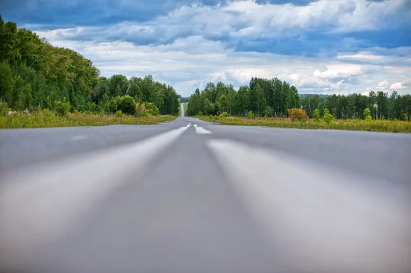 Leere Landstraße — Stockfoto