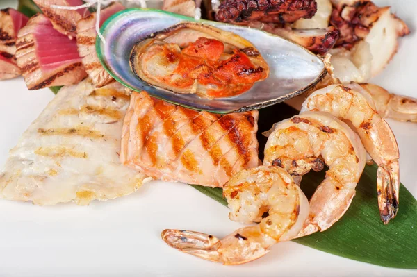 Piatto mix di frutti di mare — Foto Stock