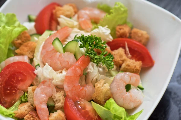 Ensalada de verduras de camarones — Foto de Stock