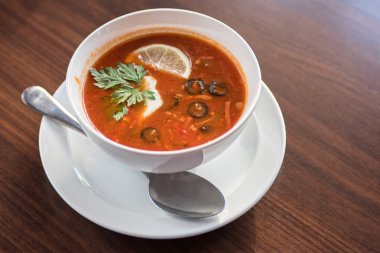 Geleneksel Rus soljanka