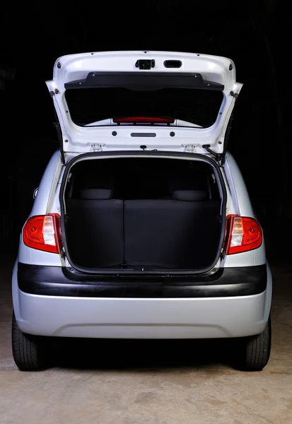 Otworzyć bagażnika hatchback — Zdjęcie stockowe