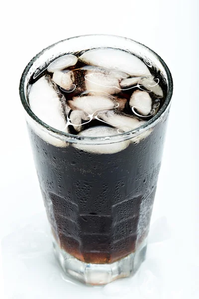 Κρύο σόδα σε ποτήρι — Φωτογραφία Αρχείου