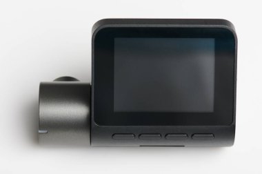 Beyaz stüdyo arka planında büyük ekran izole kamera