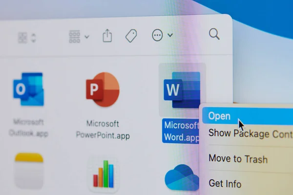 New York Сша Апреля 2021 Нажмите Откройте Приложение Microsoft Word — стоковое фото