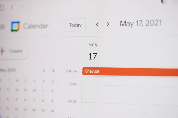 New York Usa February 2021 Shavuot May Google Calendar Laptop — Stock Photo, Image