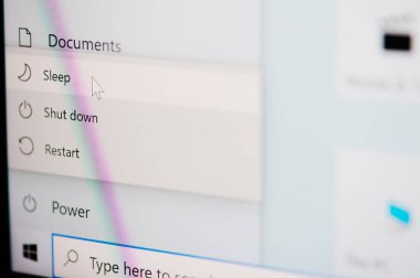 New York, ABD - 17 Mayıs 2021: Ekrandaki uyku düğmesi Ekran Makro Kapat görünümü