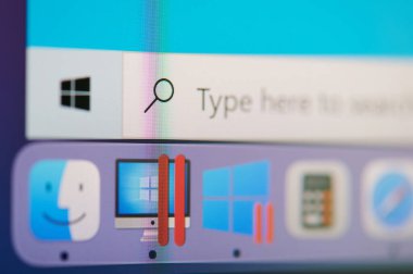 New York, ABD - 17 Mayıs 2021: Mac os ekranında paralel uygulama kapat görünümü