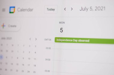 New York, ABD - 17 Şubat 2021: Bağımsızlık Günü Google takviminde 5 Temmuz gözlemlendi.