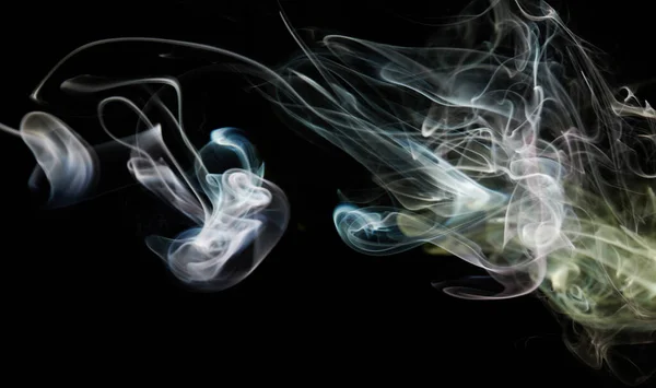 Elegante Forma Fumo Colore Sfondo Nero Isolato — Foto Stock