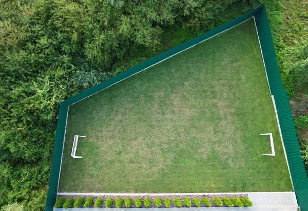 Backyard Γήπεδο Ποδοσφαίρου Εναέρια Drone Πάνω Άποψη — Φωτογραφία Αρχείου