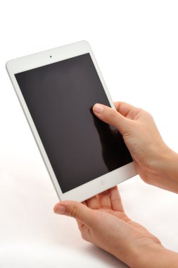 Dokunaklı tablet parmak ile