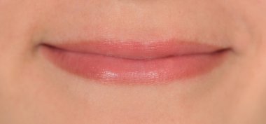 Kızlar küçük gülümseme