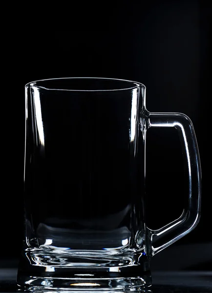 Üres üveg fekete háttér — Stock Fotó