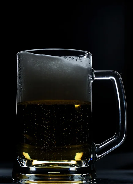 Glass brown beer — Stock Photo, Image