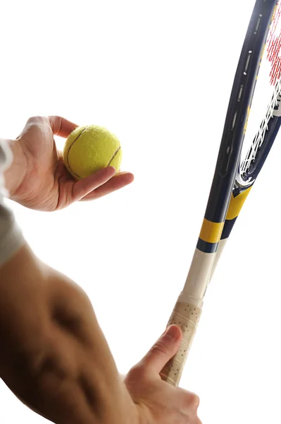 Servindo bola de tênis — Fotografia de Stock