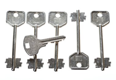 gümüş metal anahtar