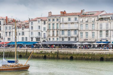 Fransa 'nın Charente-Maritime şehrindeki La Rochelle limanı.