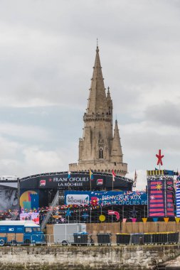 Fransa 'nın Charente-Maritime bölgesindeki La Rochelle' deki fener kulesi.