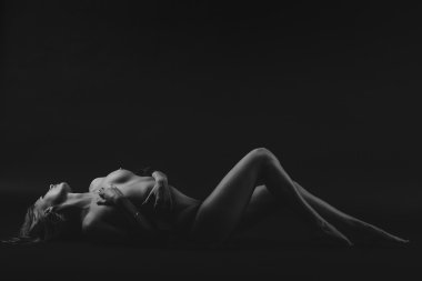 Çıplak kadın kalça erotik.