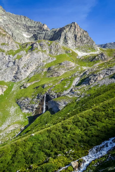 Cascada Parque Nacional Vanoise Valle Alpino Saboya Alpes Franceses — Foto de Stock