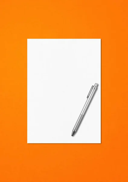 Blank Paper Sheet Pen Mockup Template Isolated Orange Background — Stock Photo, Image