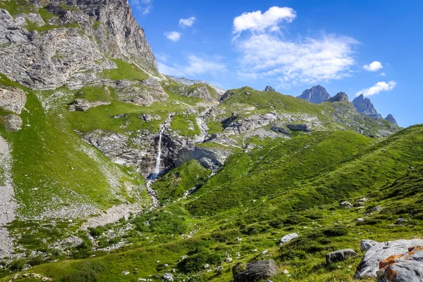 Καταρράκτης Στο Vanoise National Park Alpine Valley Savoie Γαλλικές Άλπεις — Φωτογραφία Αρχείου