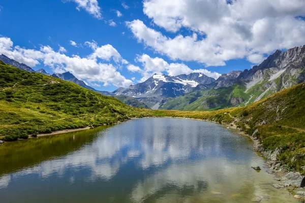 Çivi Gölü Lac Clou Pralognan Dağlarında Fransız Alpleri — Stok fotoğraf