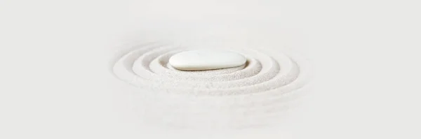 Белый Камень Песке Zen Японский Сад Фоновая Сцена Горизонтальное Знамя — стоковое фото