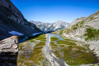 Vanoise Ulusal Parkı, Savoy, Fransa 'daki İnek Gölü, Vaches Gölü.