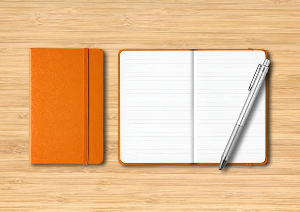Orange Geschlossene Und Offen Ausgekleidete Notizbücher Mit Stift Mockup Isoliert — Stockfoto