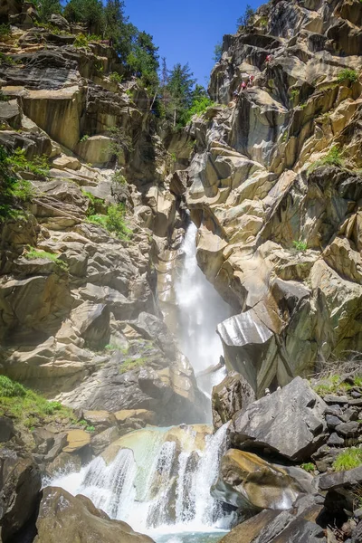 Vodopád Národním Parku Vanoise Savoie Francouzské Alpy — Stock fotografie