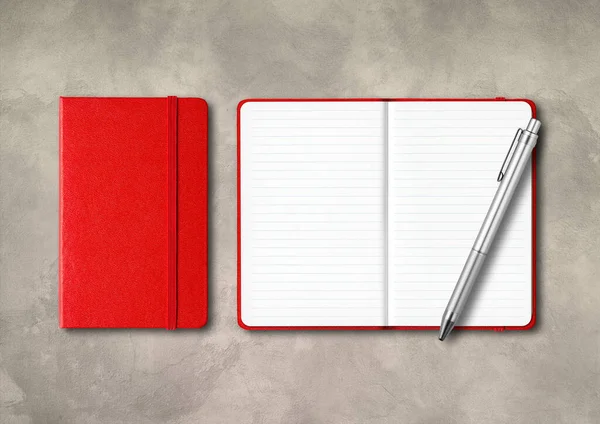 Cuadernos Rojos Cerrados Abiertos Con Bolígrafo Mockup Aislado Sobre Fondo — Foto de Stock