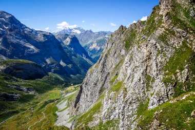 Pralognan la Vanoise 'deki Alp buzulları ve dağlar. Fransız Alpleri.