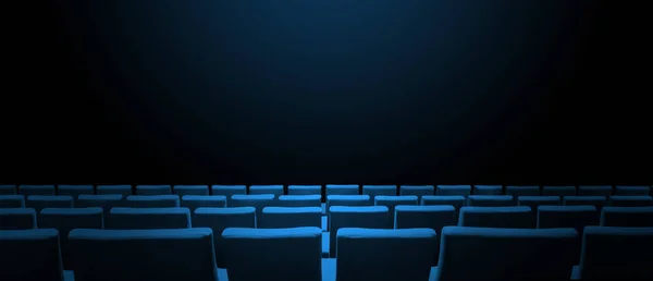 Kinosaal Mit Blauen Sitzreihen Und Schwarzem Kopierraum Hintergrund Horizontales Banner — Stockfoto