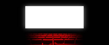 Kırmızı kadife koltuklu ve beyaz ekranlı bir sinema salonu. Uzayı kopyala. Yatay Pankart