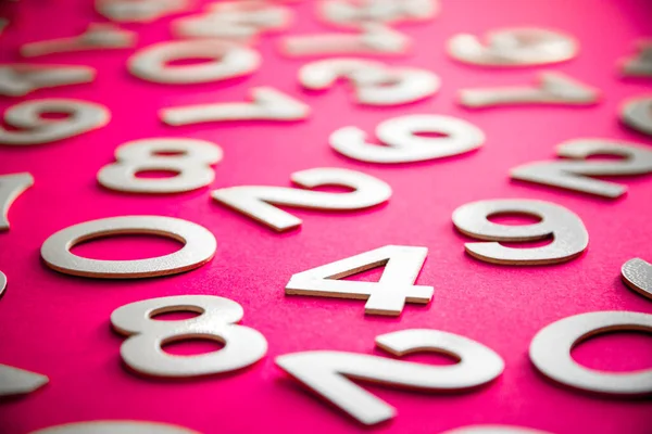 Ιστορικό Μαθηματικών Κατασκευασμένο Συμπαγείς Αριθμούς Έναν Πίνακα Απομονωμένα Ροζ — Φωτογραφία Αρχείου
