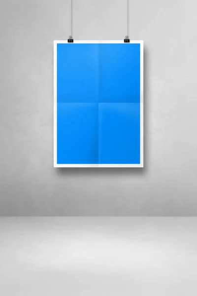 Cartaz Azul Dobrado Pendurado Uma Parede Limpa Com Clipes Modelo — Fotografia de Stock
