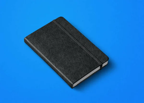 Preto Fechado Notebook Mockup Isolado Azul — Fotografia de Stock