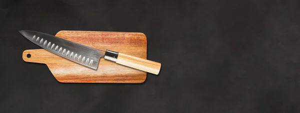 Couteau Traditionnel Japonais Gyuto Sur Une Planche Découper Bannière Fond — Photo