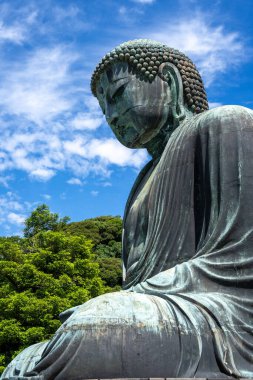 Büyük Buda Daibutsu, Japonya 'nın Kotoku-in tapınağında bulunan bir bronz heykel. Yakın çekim görünümü