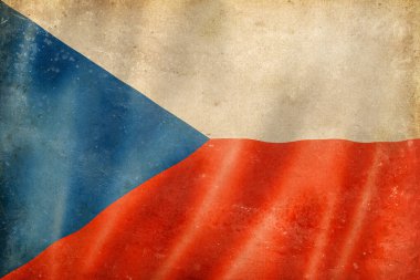 Eski sallanan Çek bayrağı, yıpranmış, lekelenmiş ve buruşmuş. Desenli kanva arkaplanı