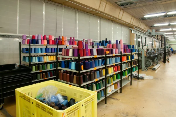 Industria textil - Tejido y urdimbre — Foto de Stock