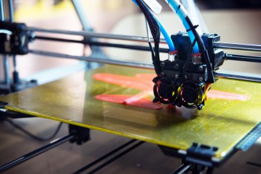 3D Printer - FDM Printing