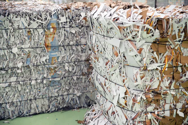 Kağıt ve karton geri dönüşüm