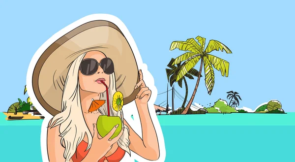 Woman Hat Sunglasses Drink Coconut Cocktail Beach Tropical Island — Διανυσματικό Αρχείο