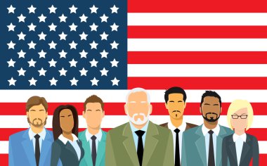 Üst düzey iş adamları iş insanlar takım Amerika Birleşik Devletleri Amerikan bayrağı üzerinde grup.