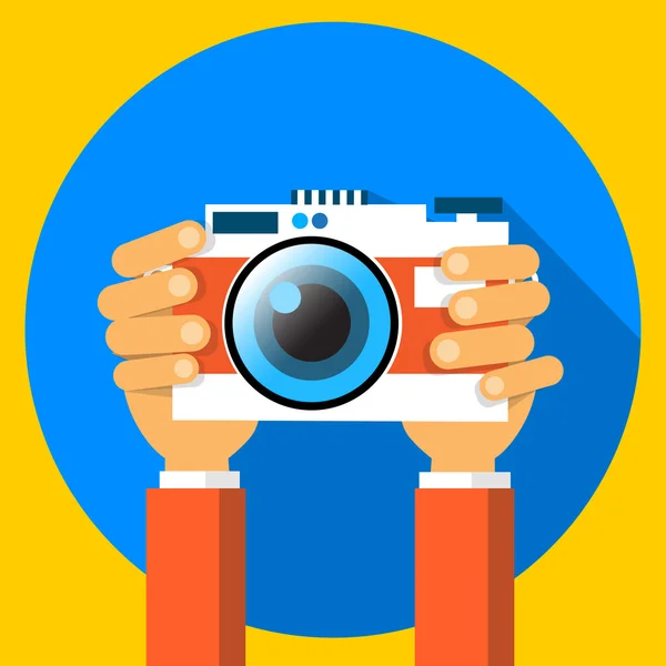 Mani tenendo foto fotocamera fotografia design piatto — Vettoriale Stock